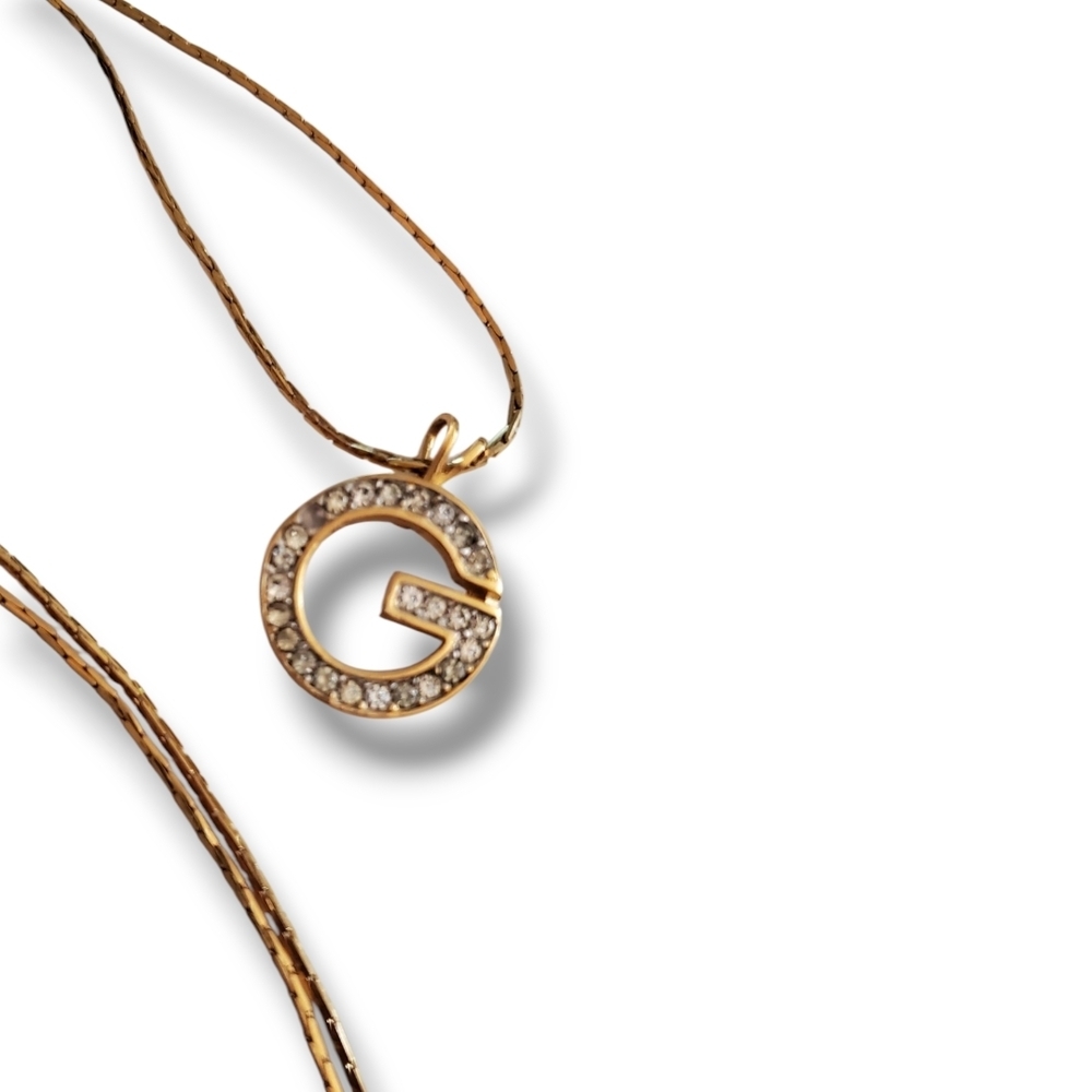 Vintage GIVENCHY 1981 Elegant Gold Authentic Pendant G Necklace - Picture 7 of 12